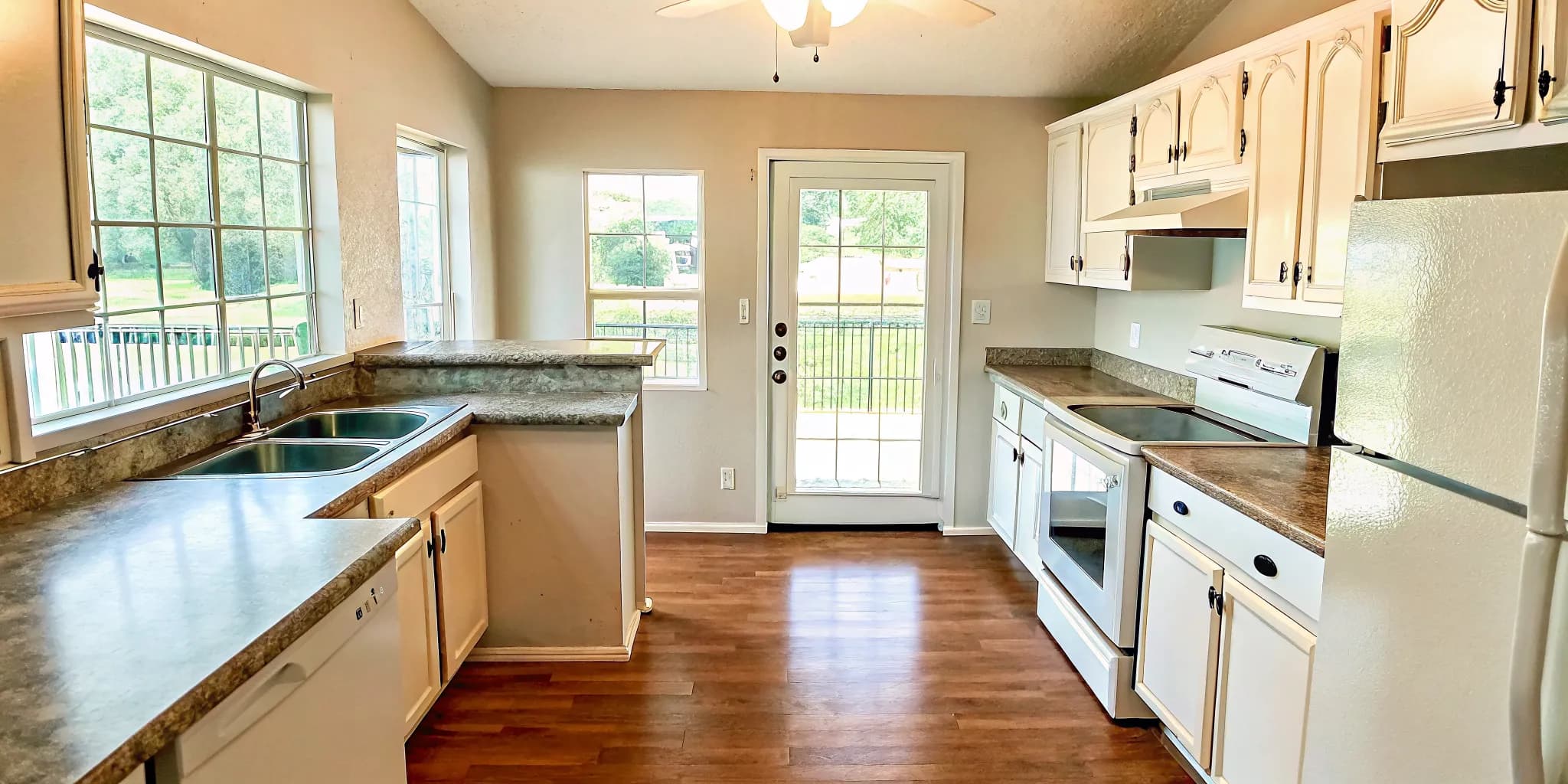 Move out cleaning for landlords Oklahoma turnover quality inspection